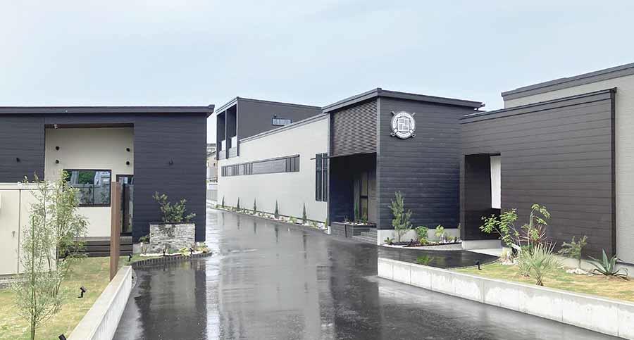 W900建物全体.jpg
