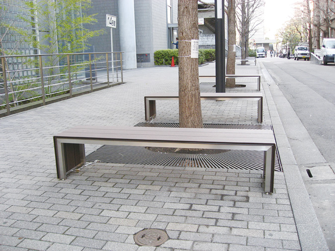 Product development using reclaimed wood and recycled plastic